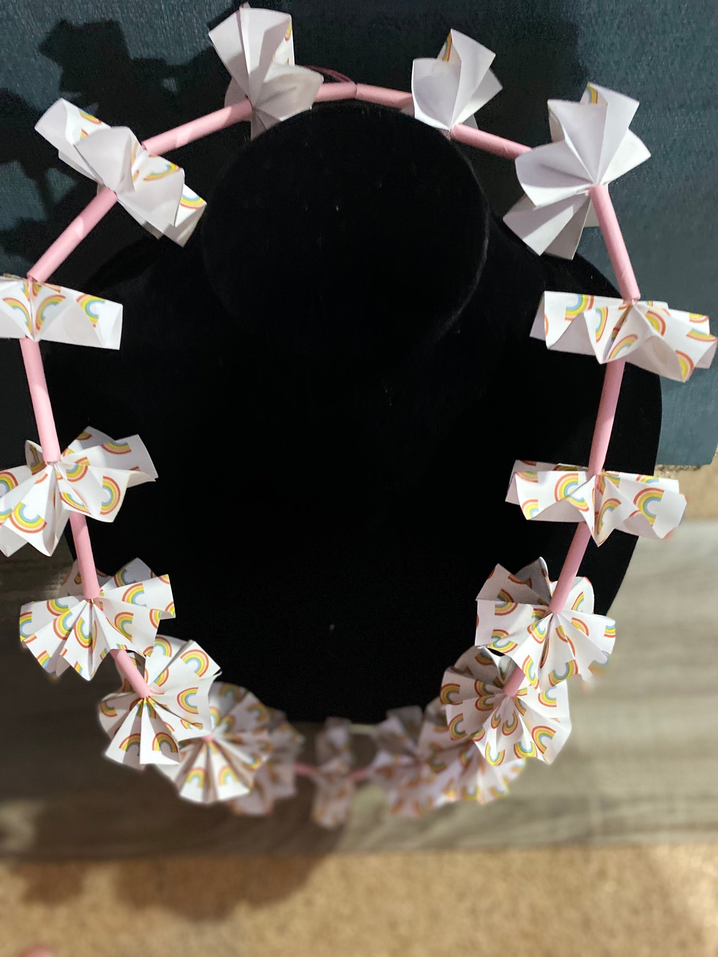 Paper Leis