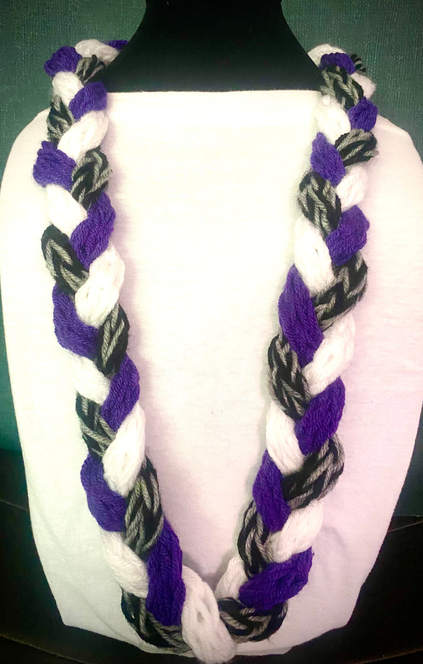 Yarn Lei - Braid